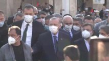Cumhurbaşkanı Recep Tayyip Erdoğan, Cuma namazını Taksim Camii'nde kıldı