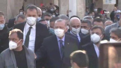 Cumhurbaşkanı Recep Tayyip Erdoğan, Cuma namazını Taksim Camii'nde kıldı