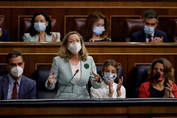 Télécharger la video: El PP degrada a Calviño: 