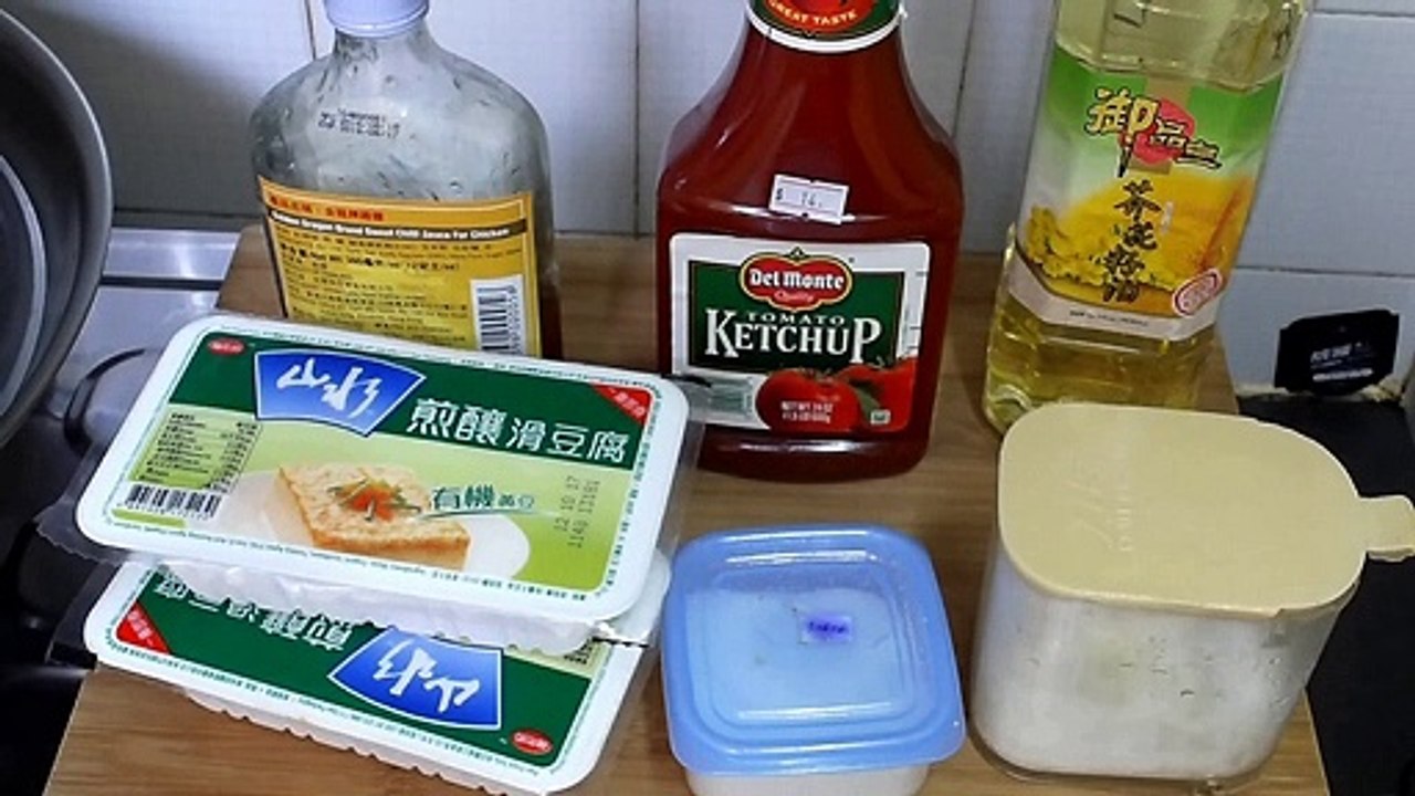 Street Food || YUMMY || Chinese Food Crispy Deep Fried Tofu.