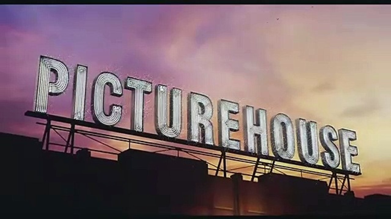 Le documentaire "Cousteau" plonge dans la vie du légendaire commandant au bonnet rouge, dévoilant les multiples facettes d'un homme qui fut l'un des Français les plus connus dans le monde - VIDEO