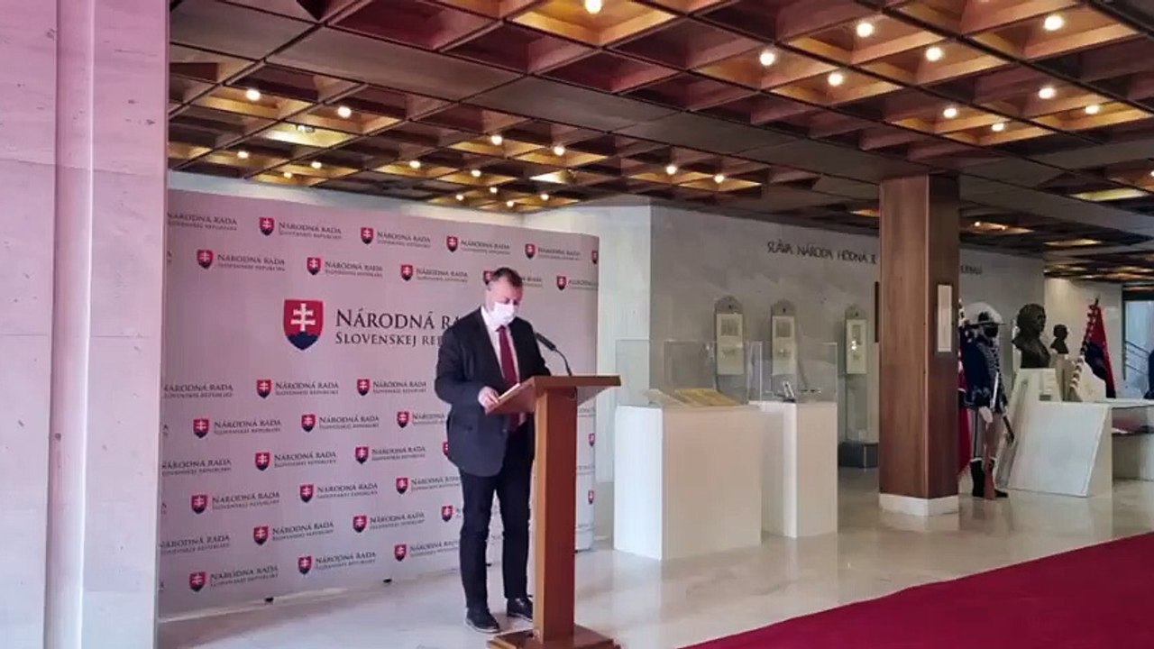 ZÁZNAM: M. Krajniak: Z podvodnej činnosti pri Prvej pomoci sú podozrivé 4 osoby