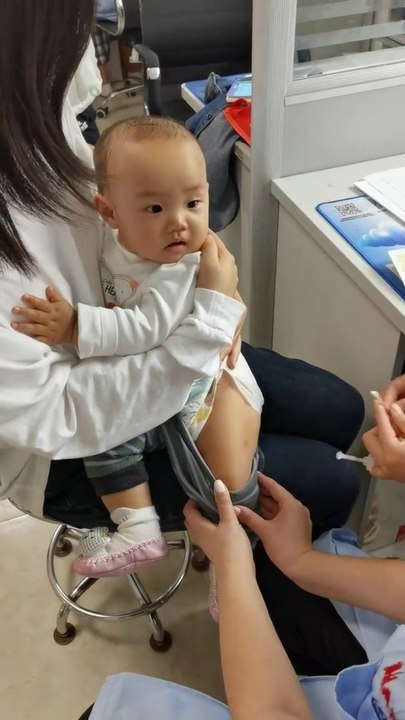 The baby was vaccinated and the result was very unexpected!