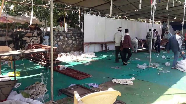 बिना अनुमति 15 दिन से चल रहा मेला, परिषद को पता चलने पर हटाया