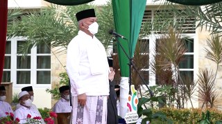 Pemerintah Aceh Peringati HSN_ Sekda Inspektur Upacara
