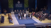 Las madres y padres de la vacuna contra la COVID reciben el Princesa de Asturias a la Investigación Científica y Técnica