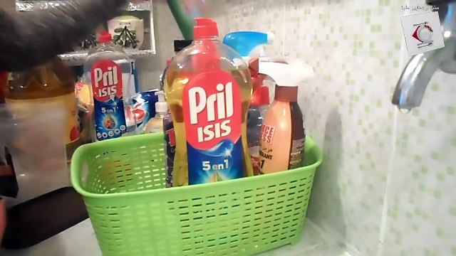 طريقتي في تنظيم المواد الغدائية و مواد التنظيف وكيفية الأحتفاظ بها