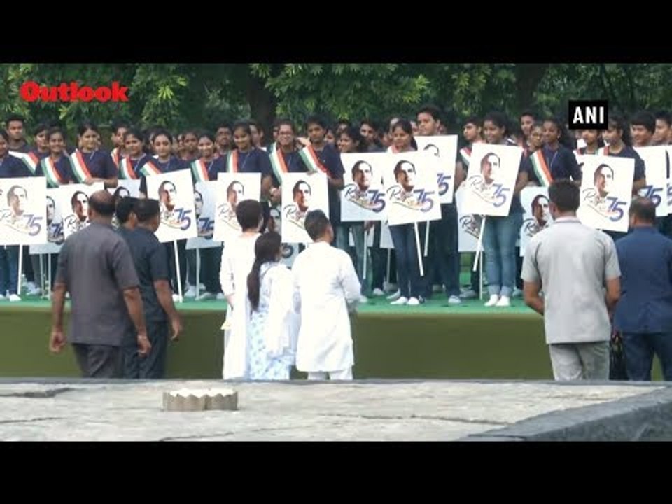 Congress Leaders Pay Tribute To Former PM Rajiv Gandhi On His Birth Anniversary