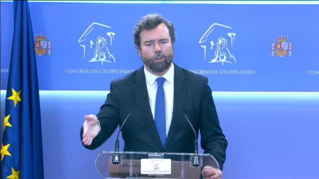 Espinosa de los Monteros: Yolanda Díaz es una lideresa dulce y atractiva que ha mejorado mucho su aspecto personal