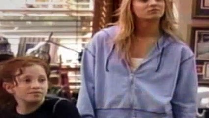 8 Simple Rules S01E02 - Wall of Shame