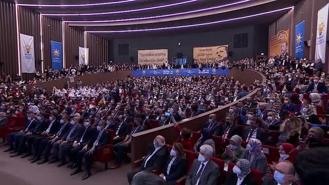 ESKİŞEHİR - Cumhurbaşkanı Erdoğan: Sakın bu oyunlara gelmeyin, memur olarak görevinizi yaptığınız sürece bunların hiçbiri kılınıza dokunamaz