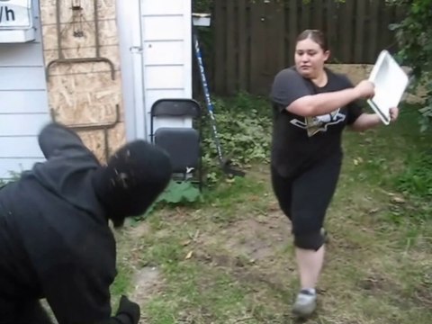 Miniak VS Robb Banks (Season 3 Bonus Match) - CHW Backyard Wrestling
