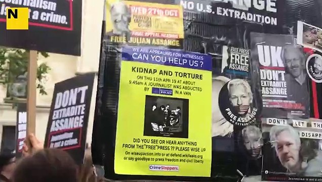 Manifestació a Londres per reclamar la llibertat de Julian Assange i frenar l’extradició