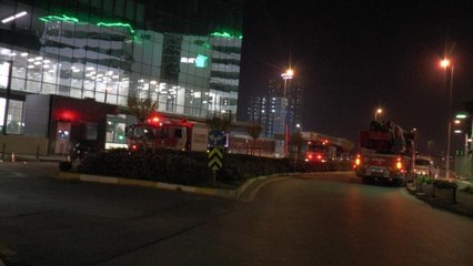 Ümraniye'de 24. katta işçi kurtarma operasyonu