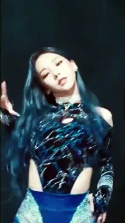 karina aespa dance