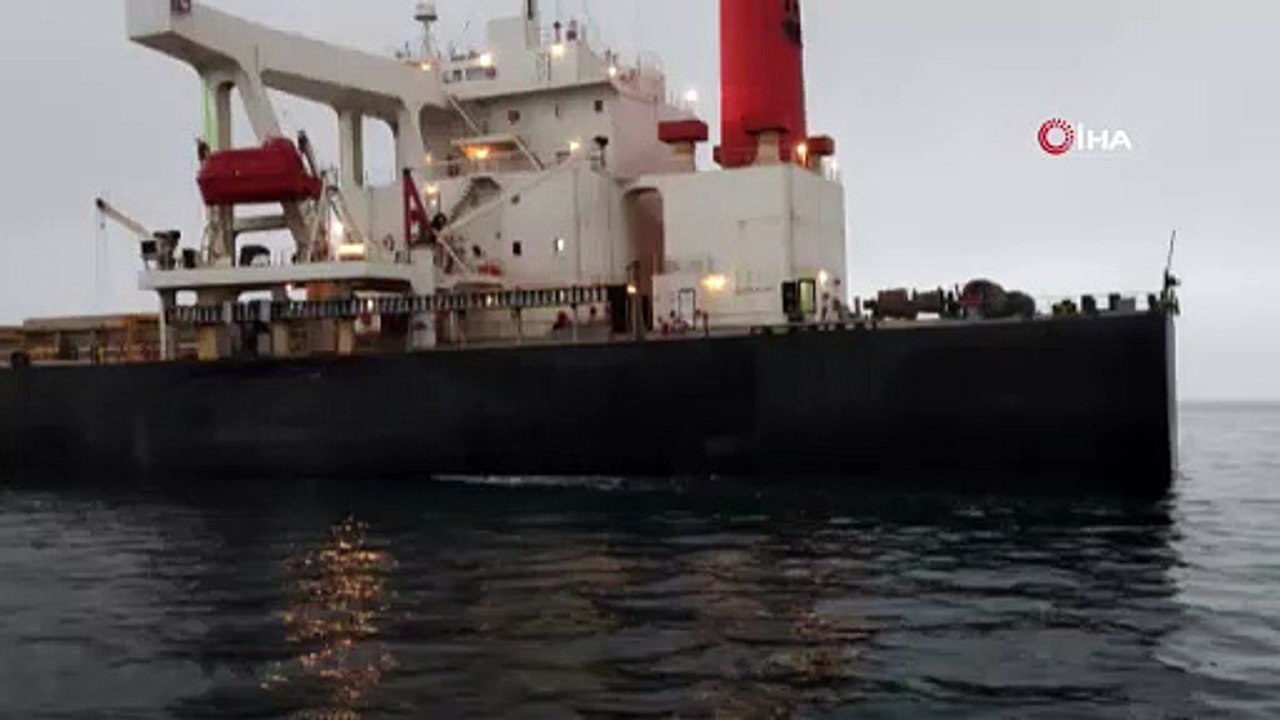 Çanakkale açıklarında korkutan gemi kazası