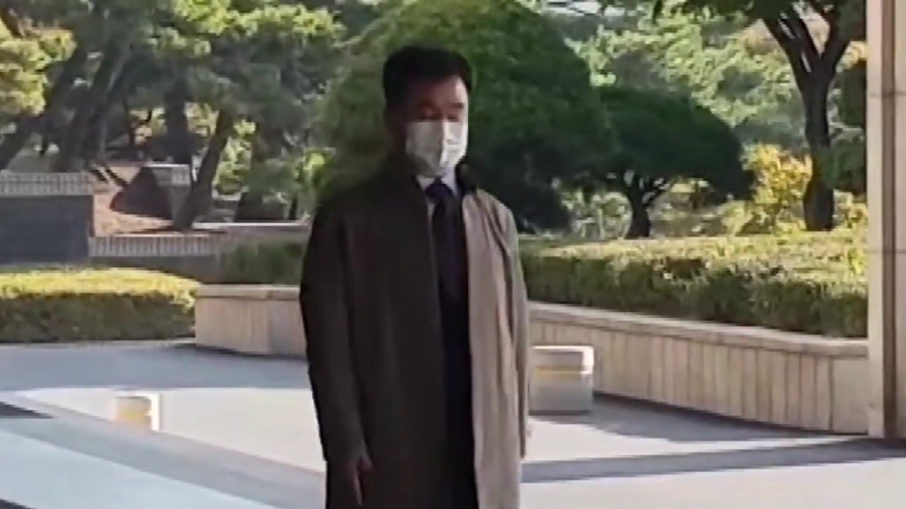 검찰, 3일 만에 김만배 재소환...조만간 영장 재청구 / YTN