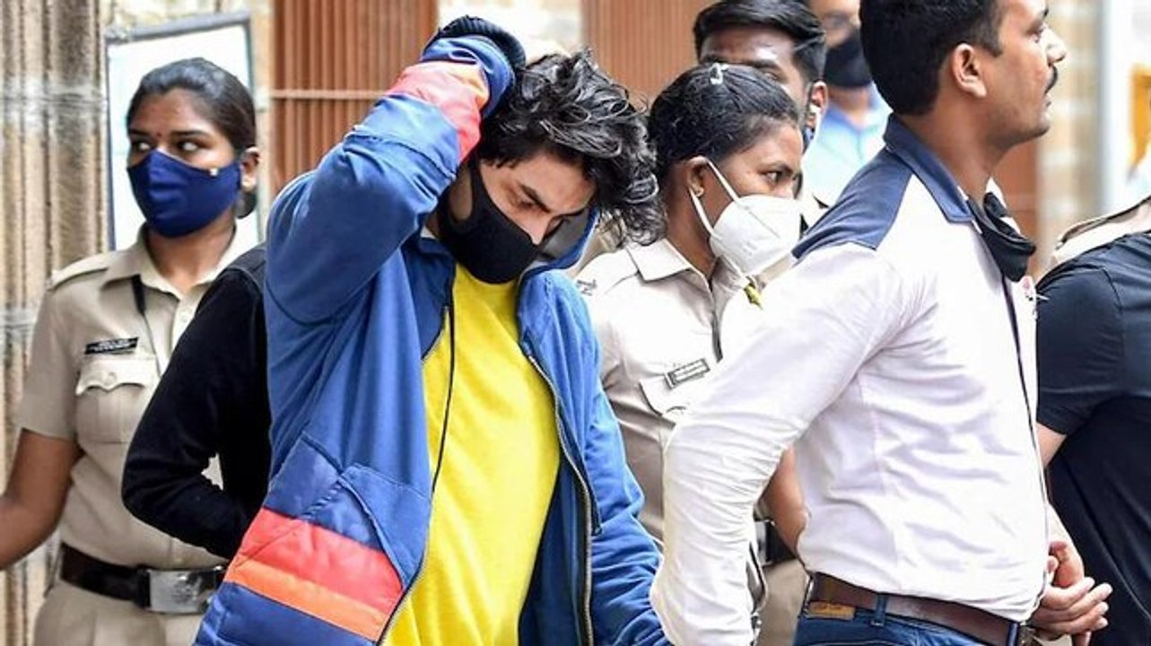 Drug bust case: Made to sign blank papers by NCB, heard of Rs 25 cr deal to let off Aryan Khan, says witness