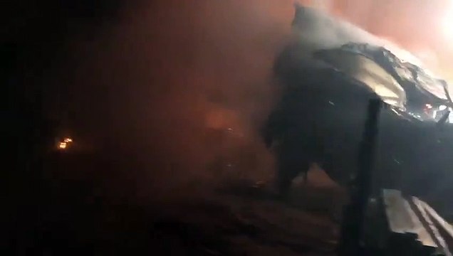 Onze meses após destruição, fábrica de estofados volta a pegar fogo em Cruzeiro do Oeste