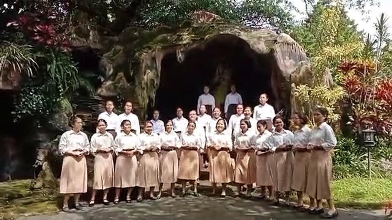 Para Novis dan Postulan Hermanas Carmelitas
