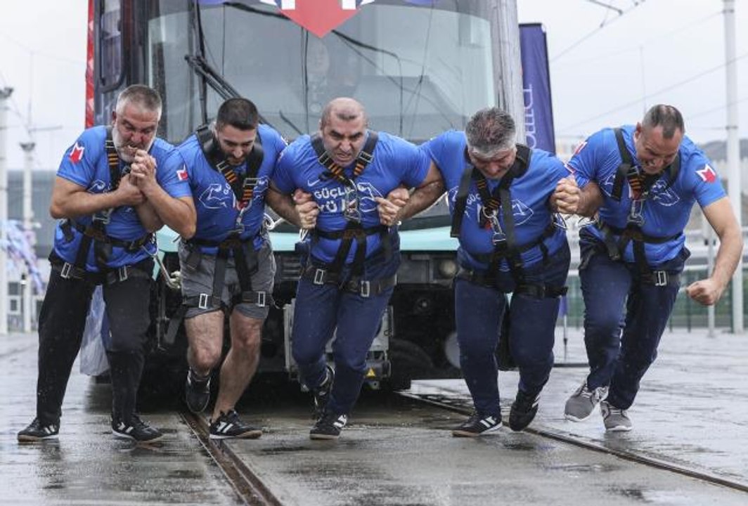 METRO İSTANBUL STRONGMAN CHALLENGE TREN ÇEKME YARIŞMASI YAPILDI