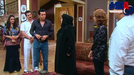 مختار بيفاجئ امه و اخواته بجوازه من سماح مسلسل العار