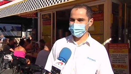 La economía de Benidorm saluda la vuelta del turismo británico con o sin COVID