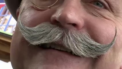El mostacho Dalí y el bigote imperial triunfan en las Olimpiadas barbudas de Baviera