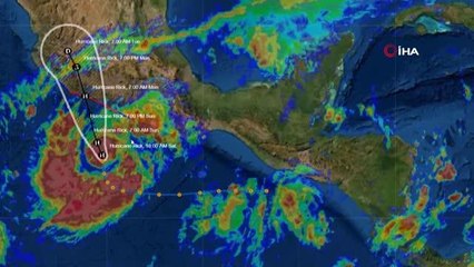 Rick Kasırgası'nın Meksika'yı vurması bekleniyor