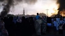 فيديو متداول.. متظاهرون سودانيون يقطعون طرقا في الخرطوم احتجاجا على اعتقال مسؤولين
