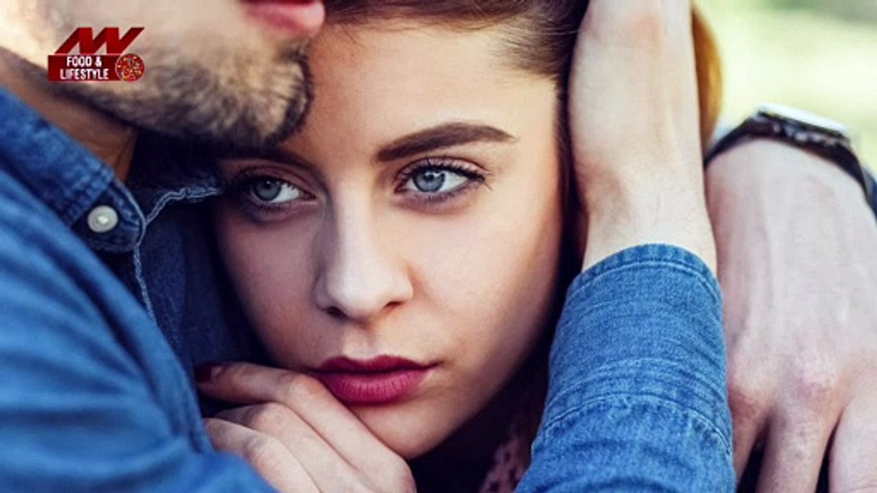 पार्टनर की बेवजह उदासी इस तरह से करें दूर