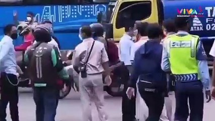 Ngeri! Tabrakan Bruntun TransJakarta Hingga Sopir Tergencet