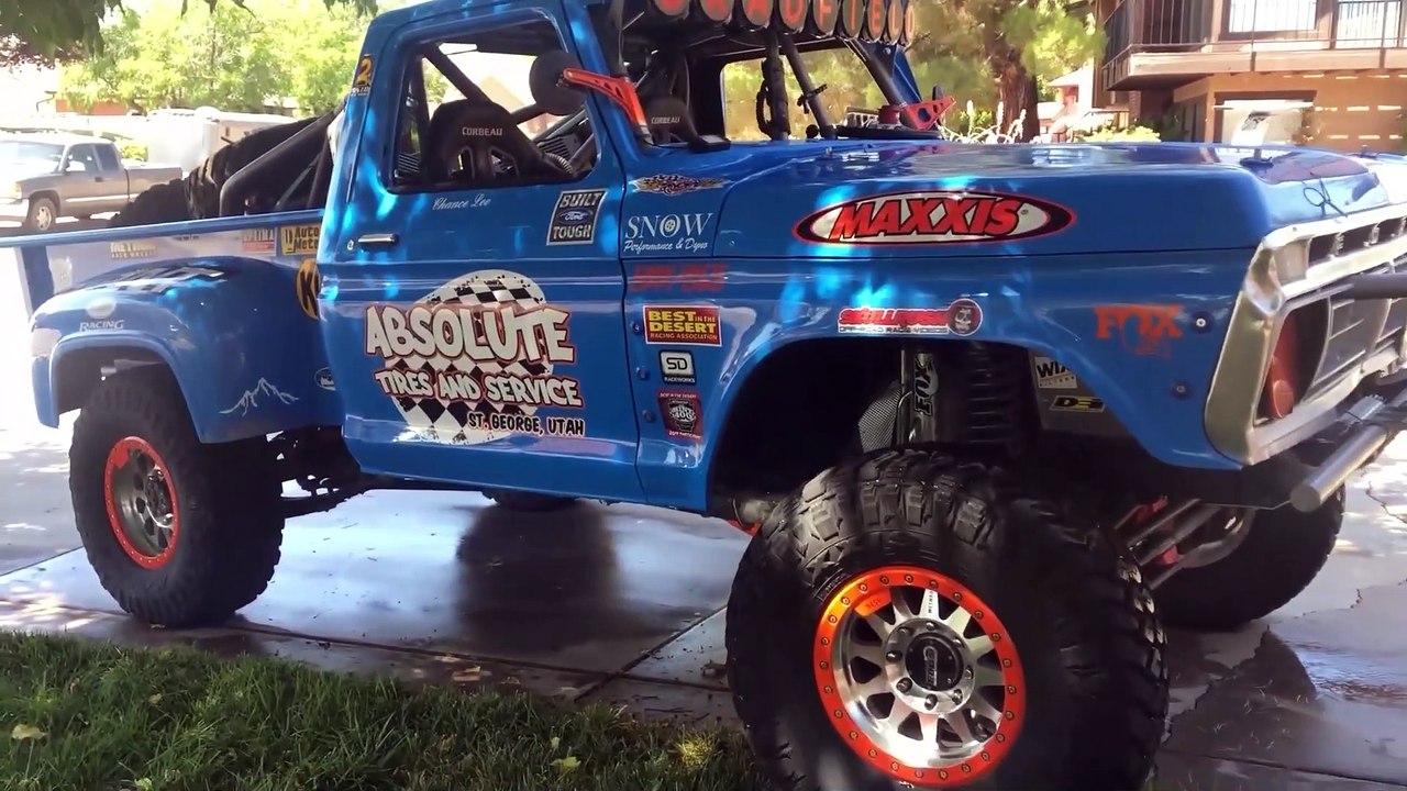 Leaf sprung Ford F100 Pickup