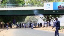 Militares golpistas detienen al primer ministro de Sudán