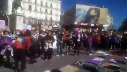 Manifestación feminista pide la dimisión de Irene Montero