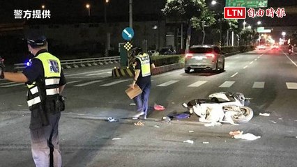 慘叫一聲！台88萬丹交流道2機車對撞 駕駛噴飛畫面驚人