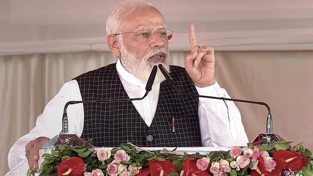 PM Modi targets former SP govt over corruption