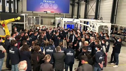 A Saint-Etienne, Emmanuel Macron annonce un plan pour le secteur de l'Industrie