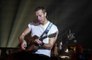 Coldplay : Chris Martin reprend les Spice Girls et rend hommage au petit-fils d'Elvis Presley