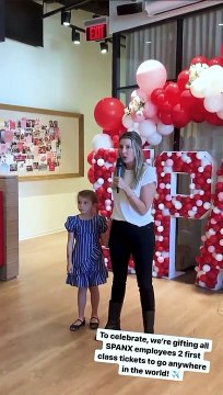 Une patronne offre 10 000 dollars et un billet d'avion n'importe où dans le monde à tous ses employés