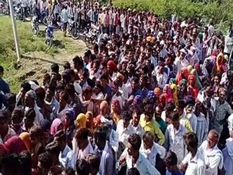 खाद के लिए मशक्कत, अन्नदाता कतार में