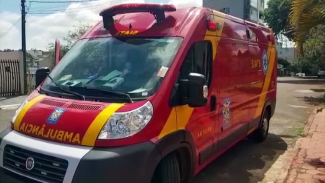 Mulher de 54 anos fica ferida ao cair de escada no Bairro Cancelli, em Cascavel