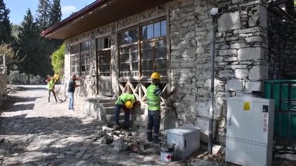 Stratonikeia Antik Kenti'nin asırlık kahvehanesi restore ediliyor