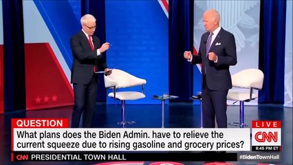 Joe Biden en plein bloquage à la TV