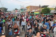Una caravana de 6.000 migrantes cruza México en busca de asilo