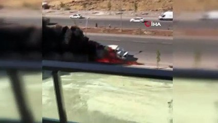 Yanan kamyonete bilinçsizce su döktü, alevler büyüdü