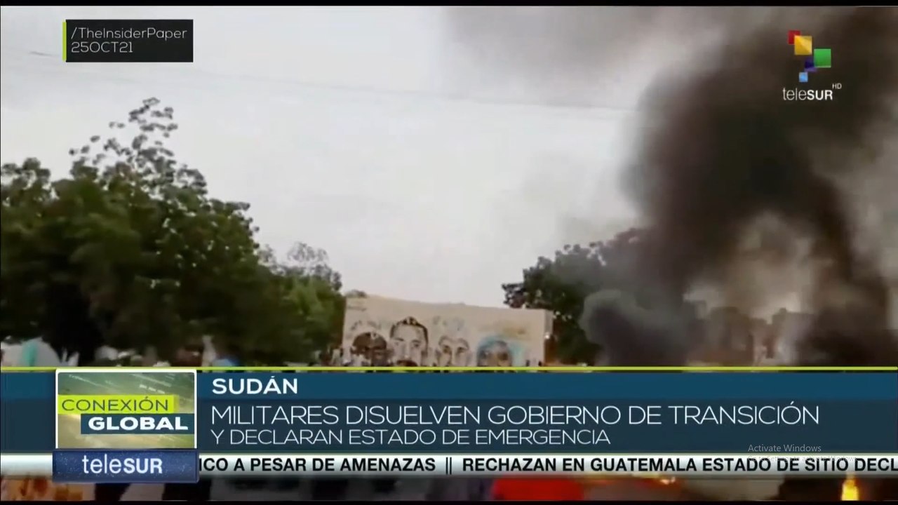 Consejo militar de Sudán declara el estado de emergencia y disuelve el Gobierno
