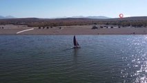 İzmir'den gelen sporcular Beyşehir Gölü'ndeki susuzluğa yelken açtı
