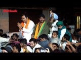 Sunny Deol's Roadshow In West Delhi Evokes Massive Response