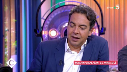 Romain Grosjean évoque son accident et ses enfants sur le plateau de "C à Vous".